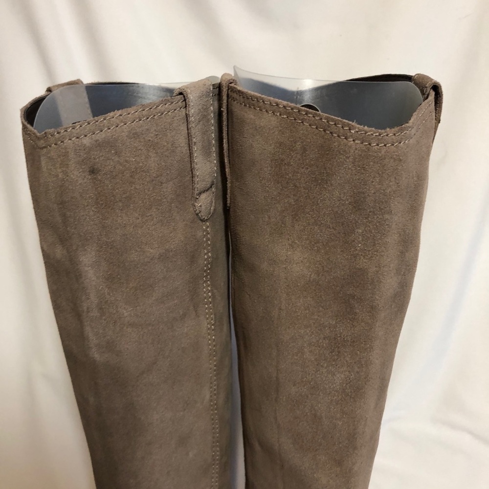 BDG Brown Suede Boots - Picture 9 of 13